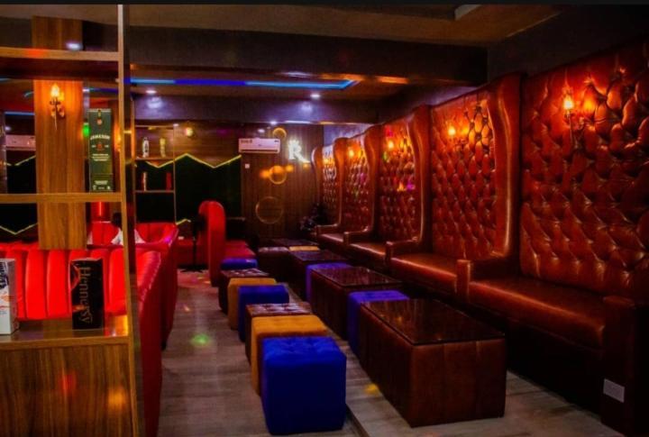 Hotel D Ritz Owode Ede Экстерьер фото
